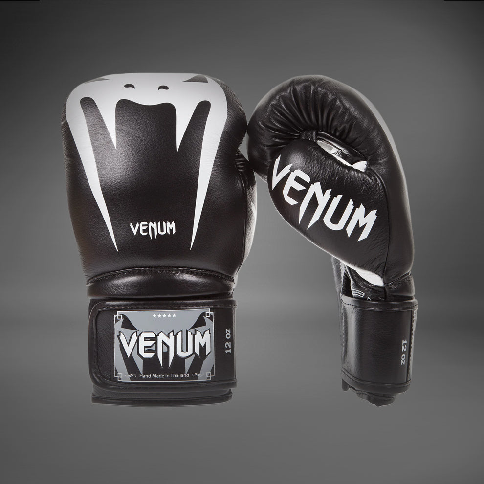 【VENUM】Giant 3.0 ボクシンググローブの製品画像