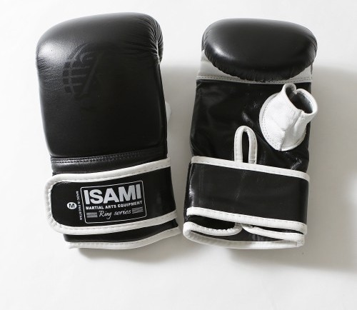 【ISAMI】パンチンググローブ RSの製品画像