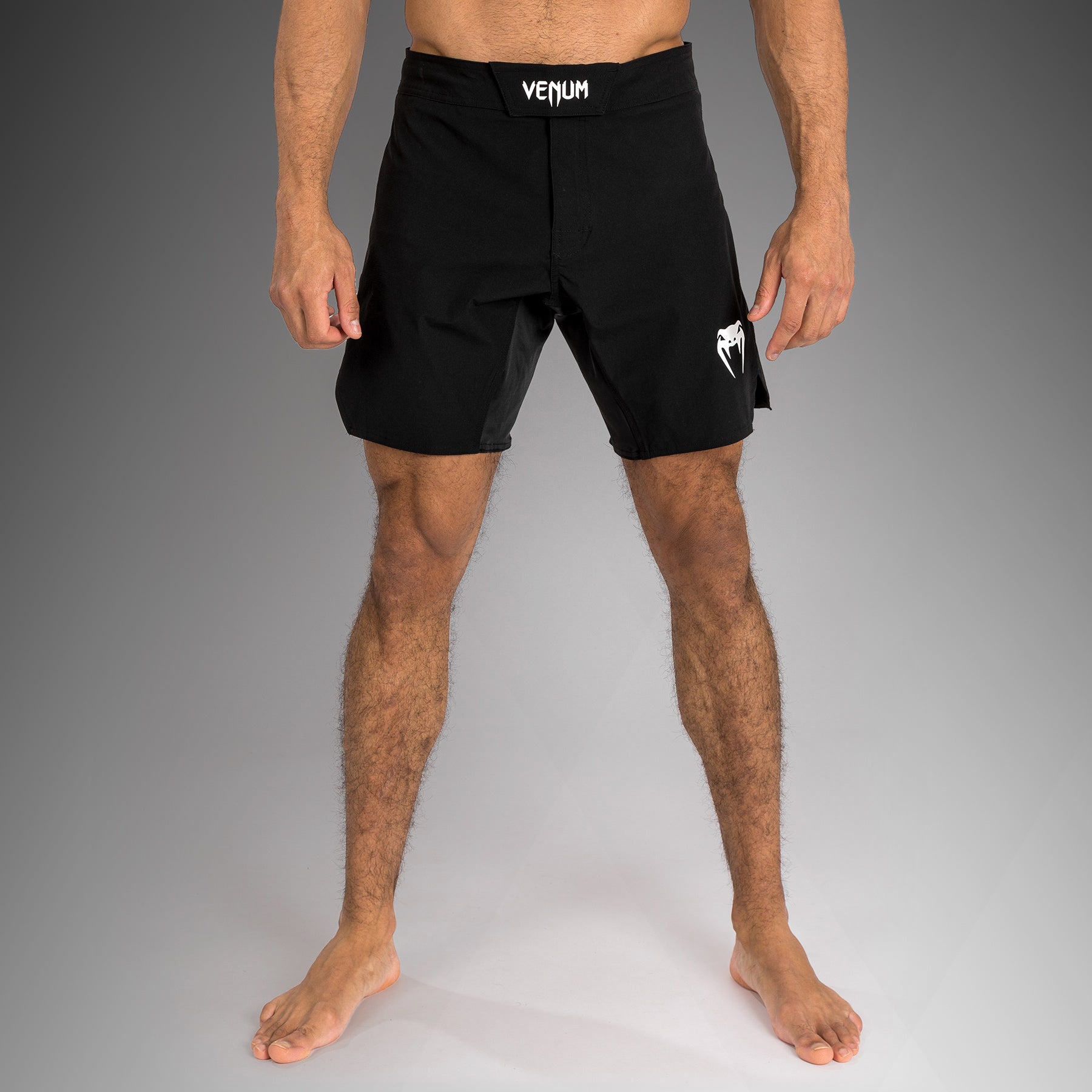 【VENUM】Contender ファイトショーツの製品画像