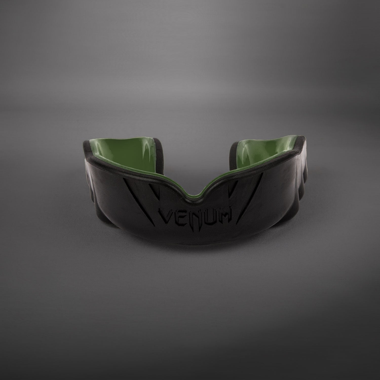 【VENUM】Challenger マウスガードの製品画像